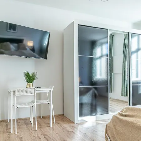 Vienna City Connect -Budget-Friendly 2Br Apartment Exterior foto